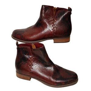 Revitalign Santiago Snake Full Grain Leather Red Ankle Boots Women US 8 EU 38.5